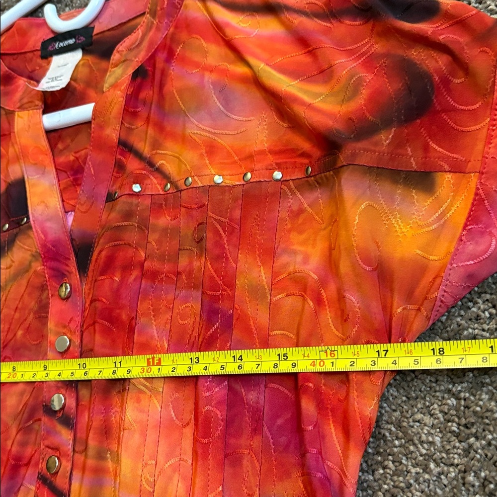 NWOT Cocomo Beautiful Multi-color Blouse Embellished w/Gold Studs & Buttons - M - Picture 15 of 17